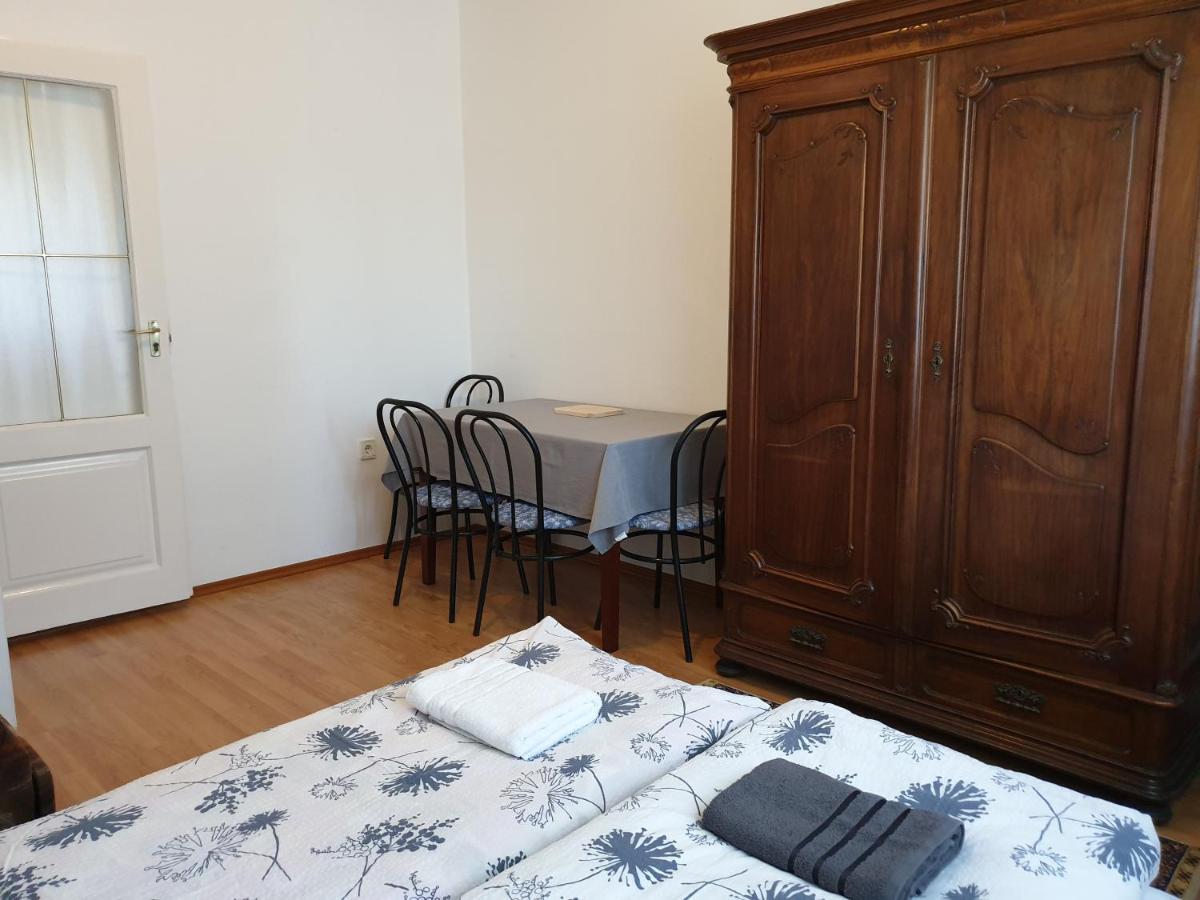 Fertodi Kuria Vendeghaz Hotel Eksteriør billede
